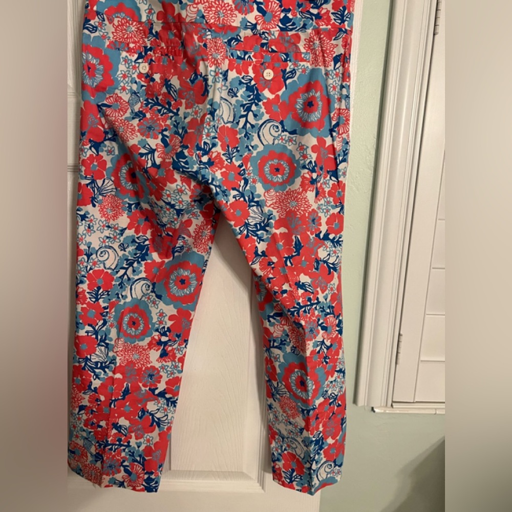 Lilly Pulitzer Palm Beach Fit floral capris size 6 EUC